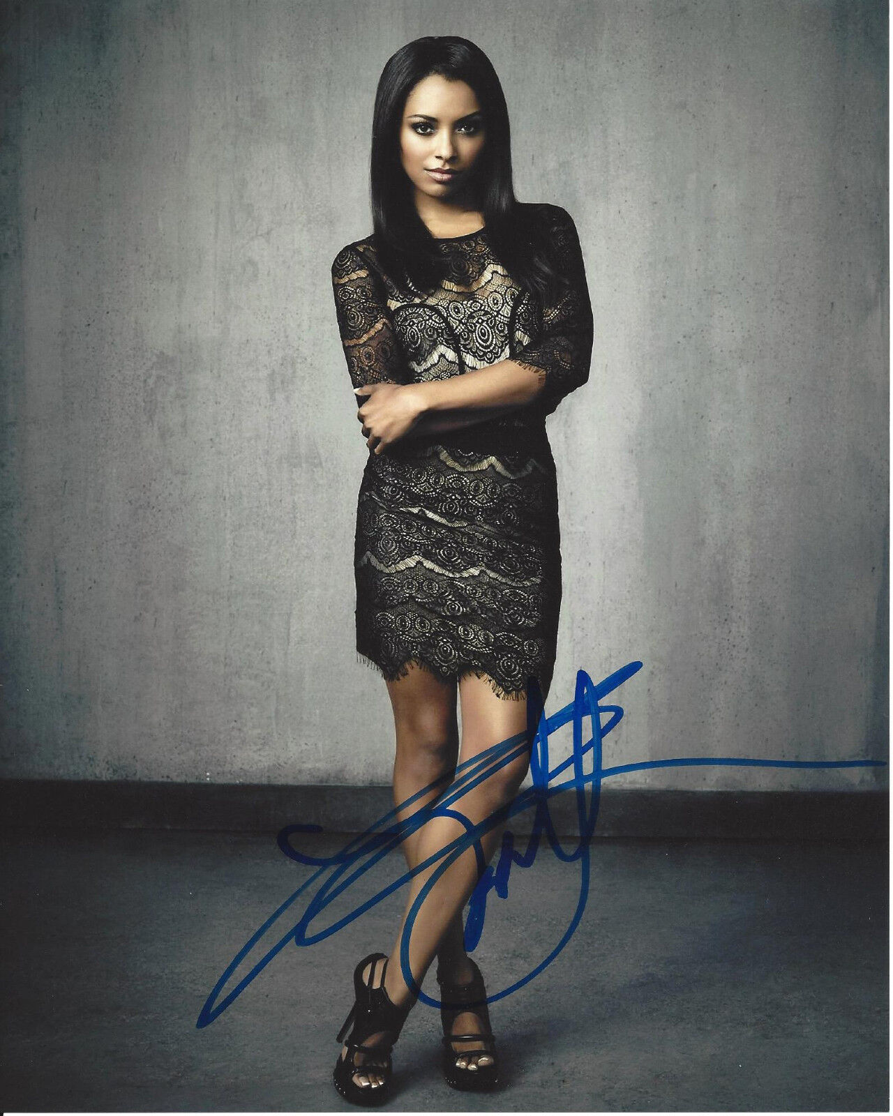 KAT GRAHAM SIGNED AUTHENTIC 'THE VAMPIRE DIARIES' 8X10 Photo Poster painting w/COA SEXY ACTRESS