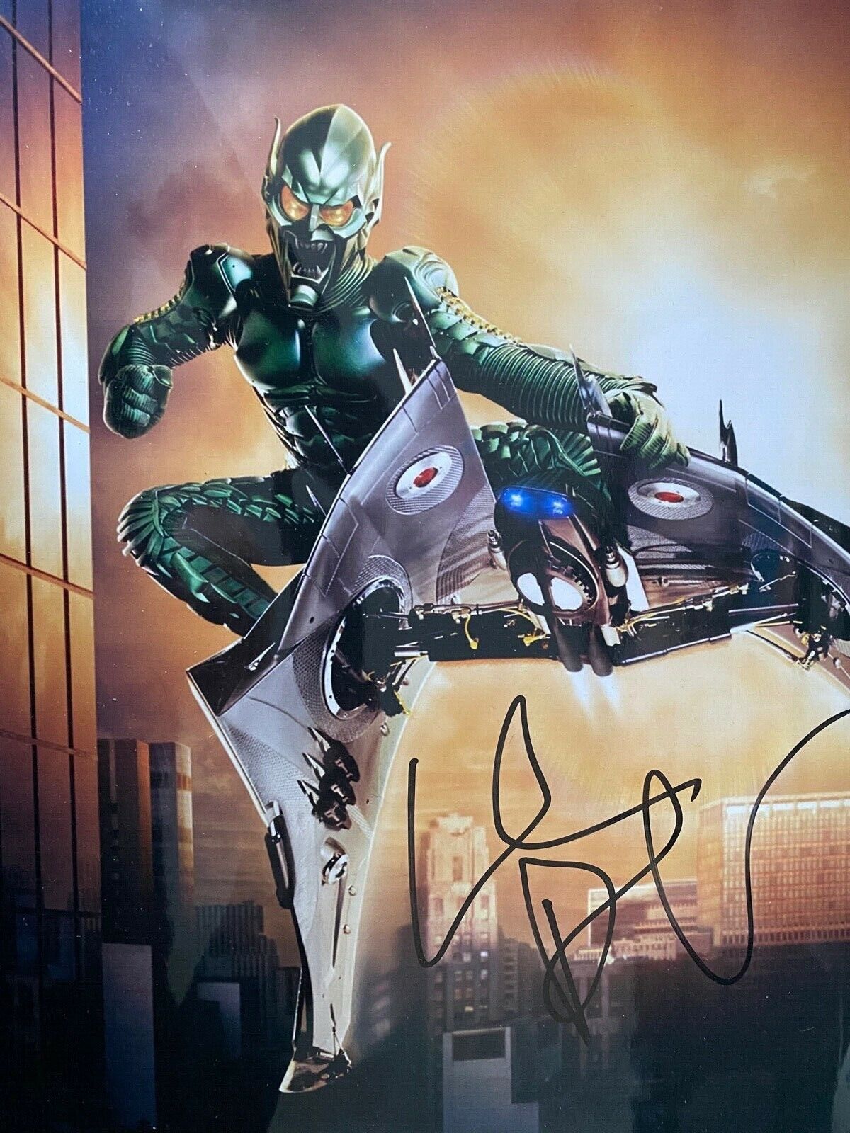 WILLEM DAFOE - THE GREEN GOBLIN ACTOR - SPIDERMAN - X-LARGE SIGNED Photo Poster paintingGRAPH