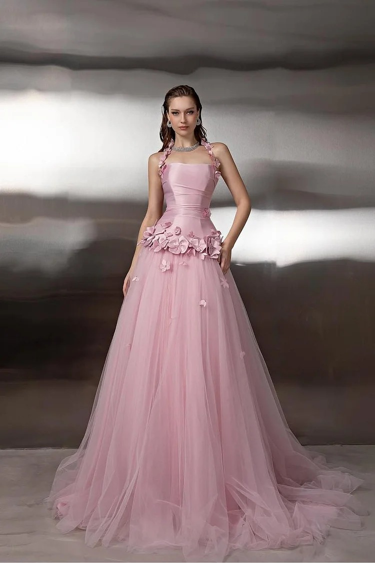 Lussooy Tulle Halter Straps Sleeveless Evening Dress With Appliques Pleated