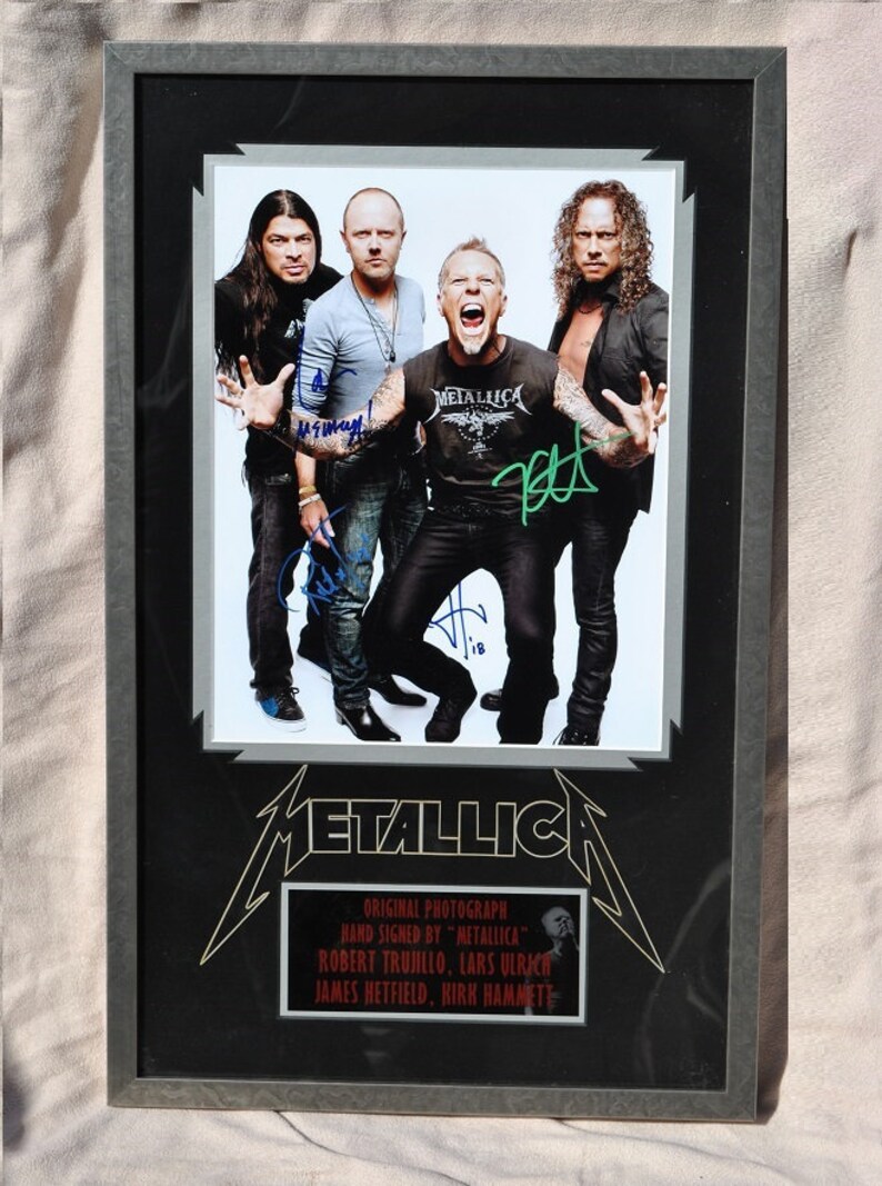 METALLICA SIGNED x4 Framed & Matted Plaque Lars Ulrich, James Hetfield, Kirk H