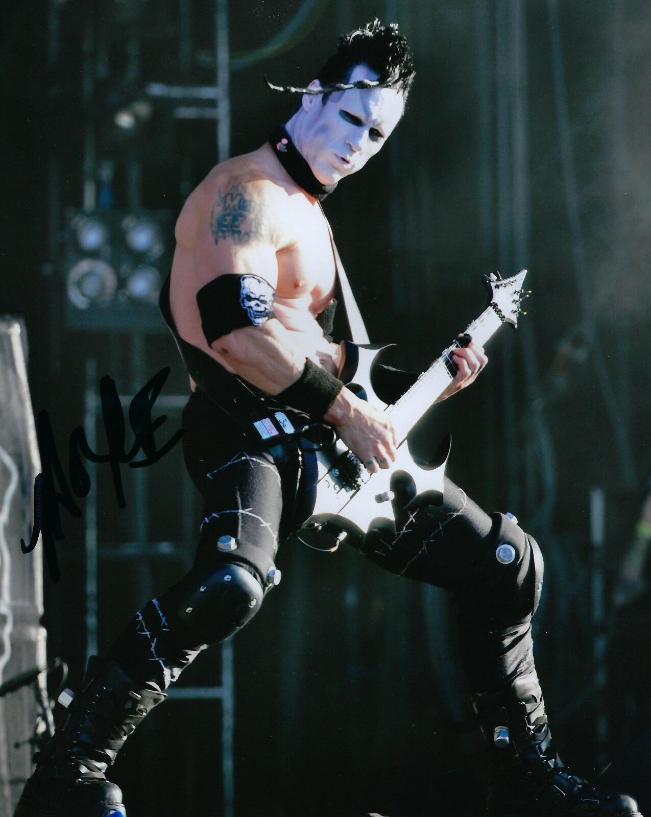 GFA Misfits Band Guitarist * DOYLE WOLFGANG * Signed 8x10 Photo Poster painting PROOF AD2 COA