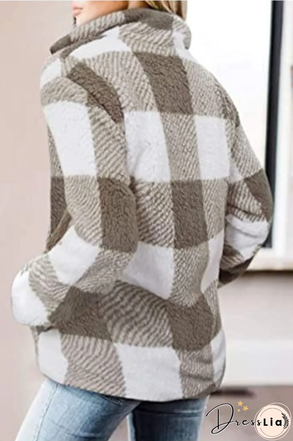 Cube Fluffy Double Pockets Sweatshirt