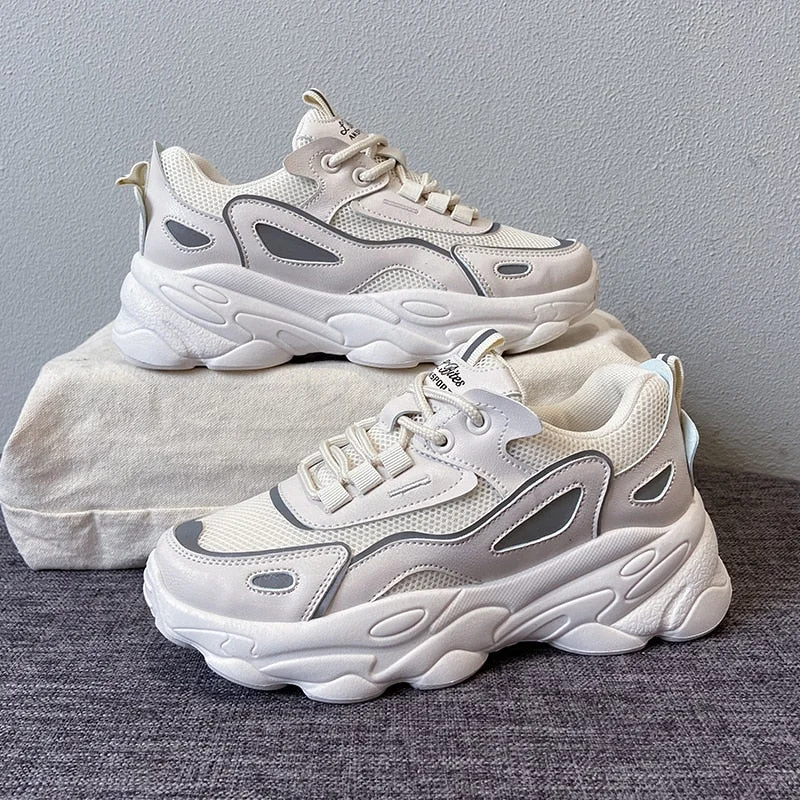 Lourdasprec Hot Sales 2022 Luminous Sneakers Women Party Eye-catching Fashion Chunky Women Shoe Mesh Breathable Women Shoe Zapatos Mujer