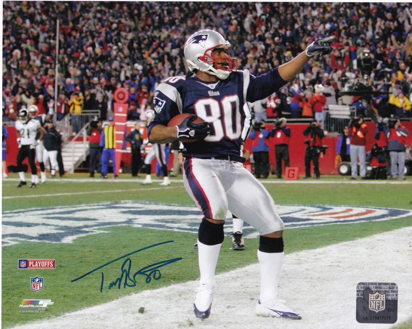 TROY BROWN NEW ENGLAND PATRIOTS ACTION SIGNED 8x10