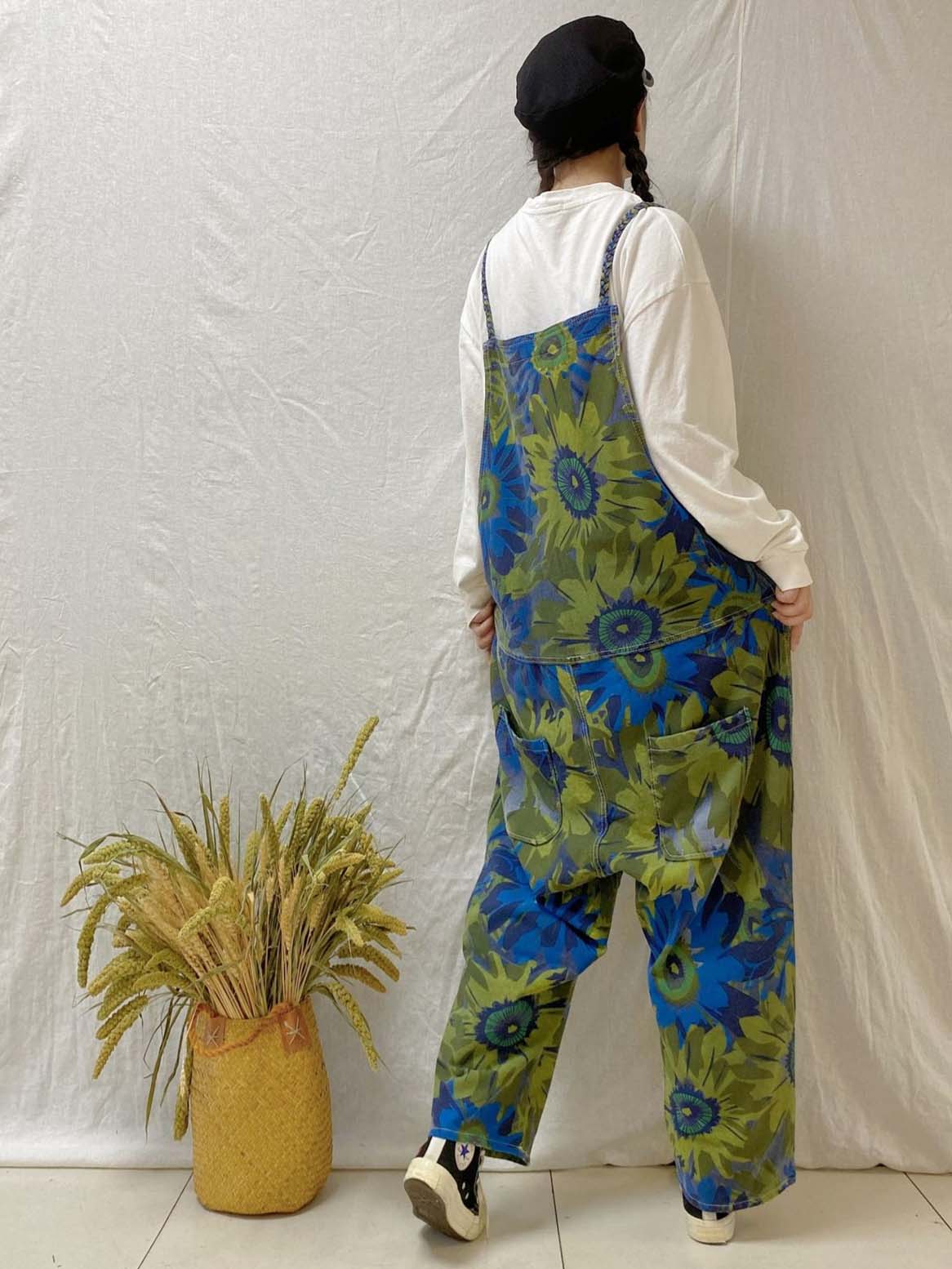 Women Half Sleeve V-neck Solid Color Dress