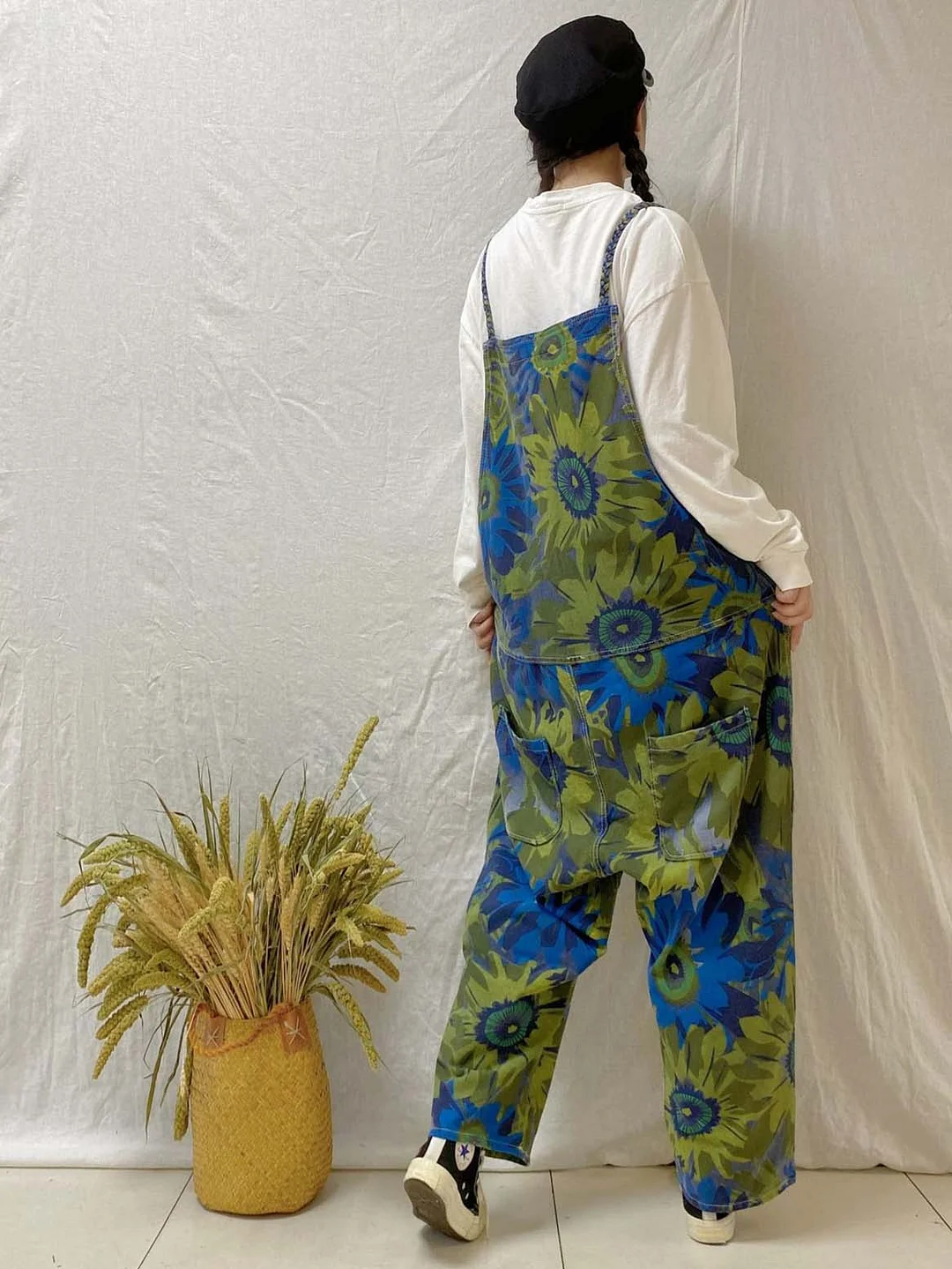 Women Half Sleeve V-neck Solid Color Dress