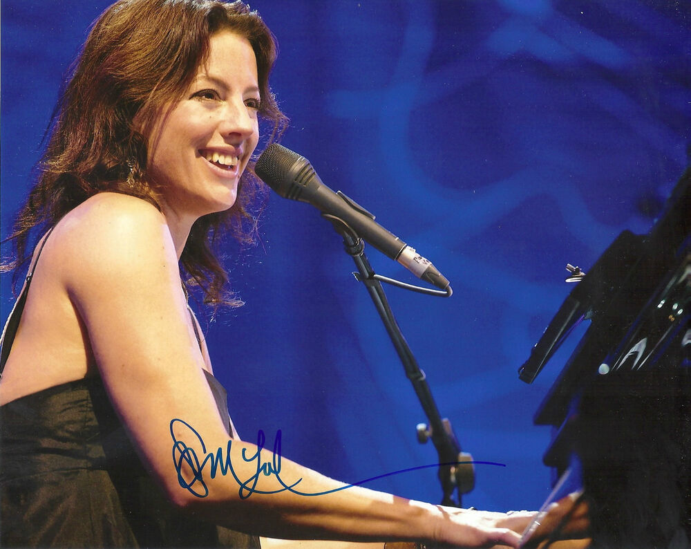 SARAH MCLACHLAN 'ANGEL' 'I WILL REMEMBER YOU' SIGNED 8X10 PICTURE *COA 3