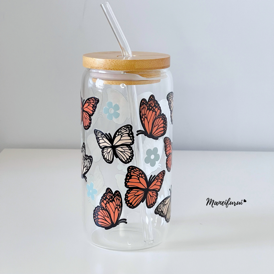 Maneifurui™  Autumn  butterflies Glass Can