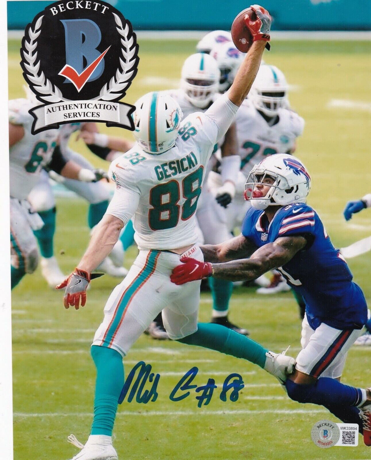 MIKE GESICKI MIAMI DOLPHINS BECKETT AUTHENTICATED ACTION SIGNED 8x10