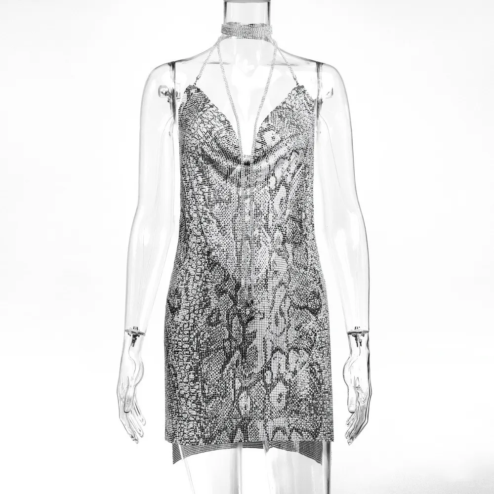 Uveng Uveng Station Fashion Nightclub Low Back Strapless Deep V Metal Dress