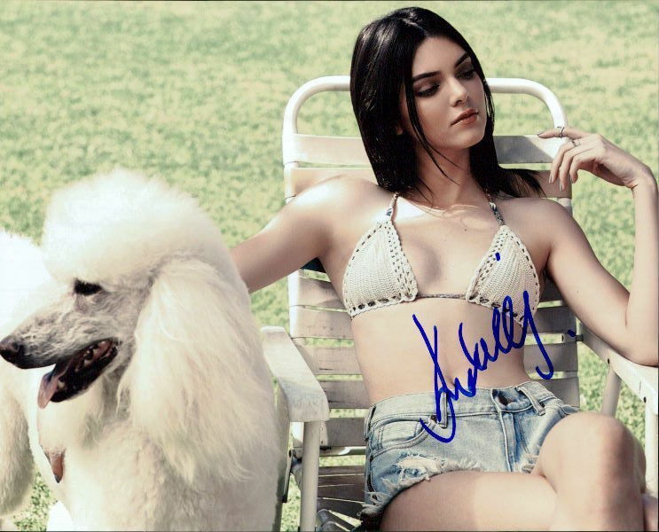 Kendall Jenner signed 8x10 Photo Poster painting In-person