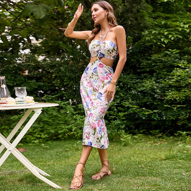 Sexy Halter Neck Tie Print Line Neck Ruffle Vacation Dresses