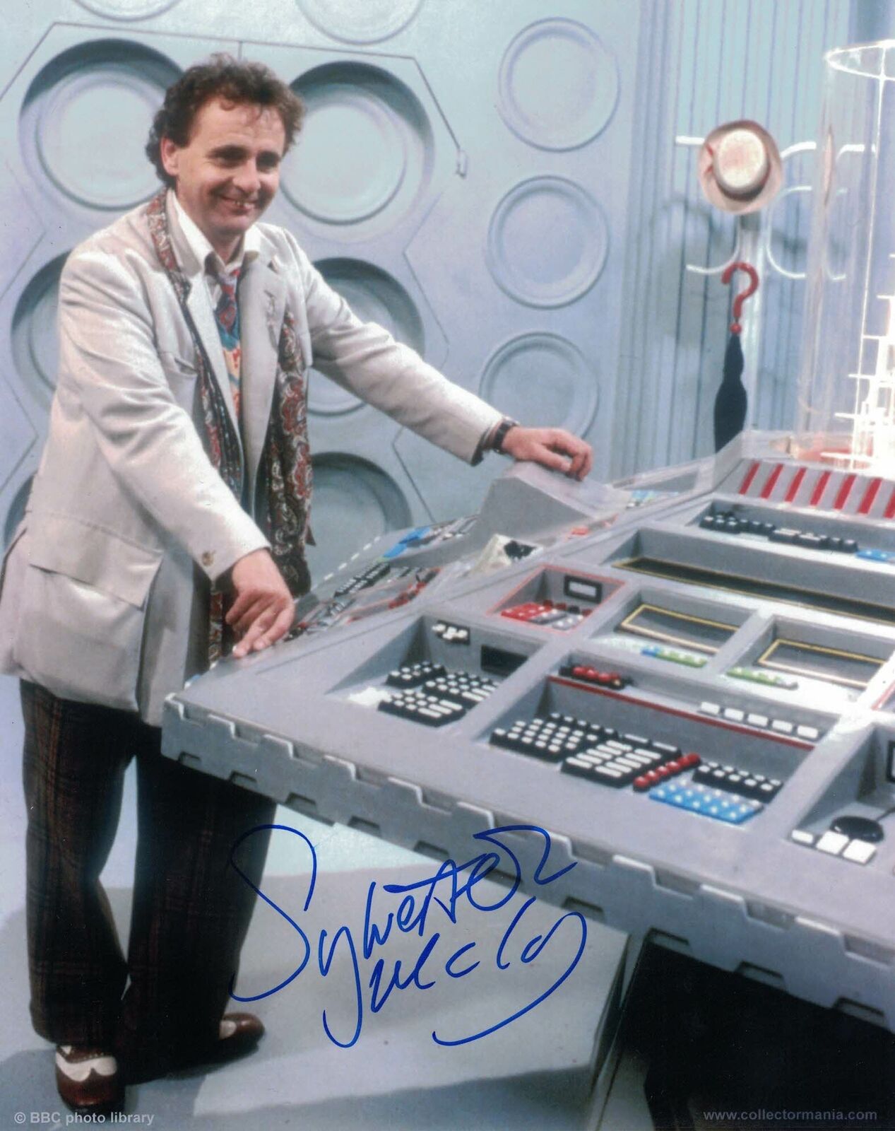 SYLVESTER MCCOY - 7th Doctor Who - hand signed 10 x 8 Photo Poster painting