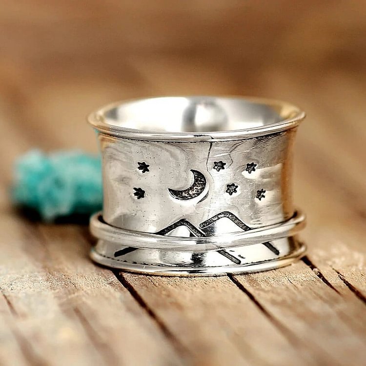 Retro Star And Moon Pattern Rotatable Ring