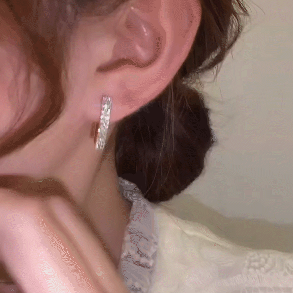 Four-leaf clover shell flower ball earrings