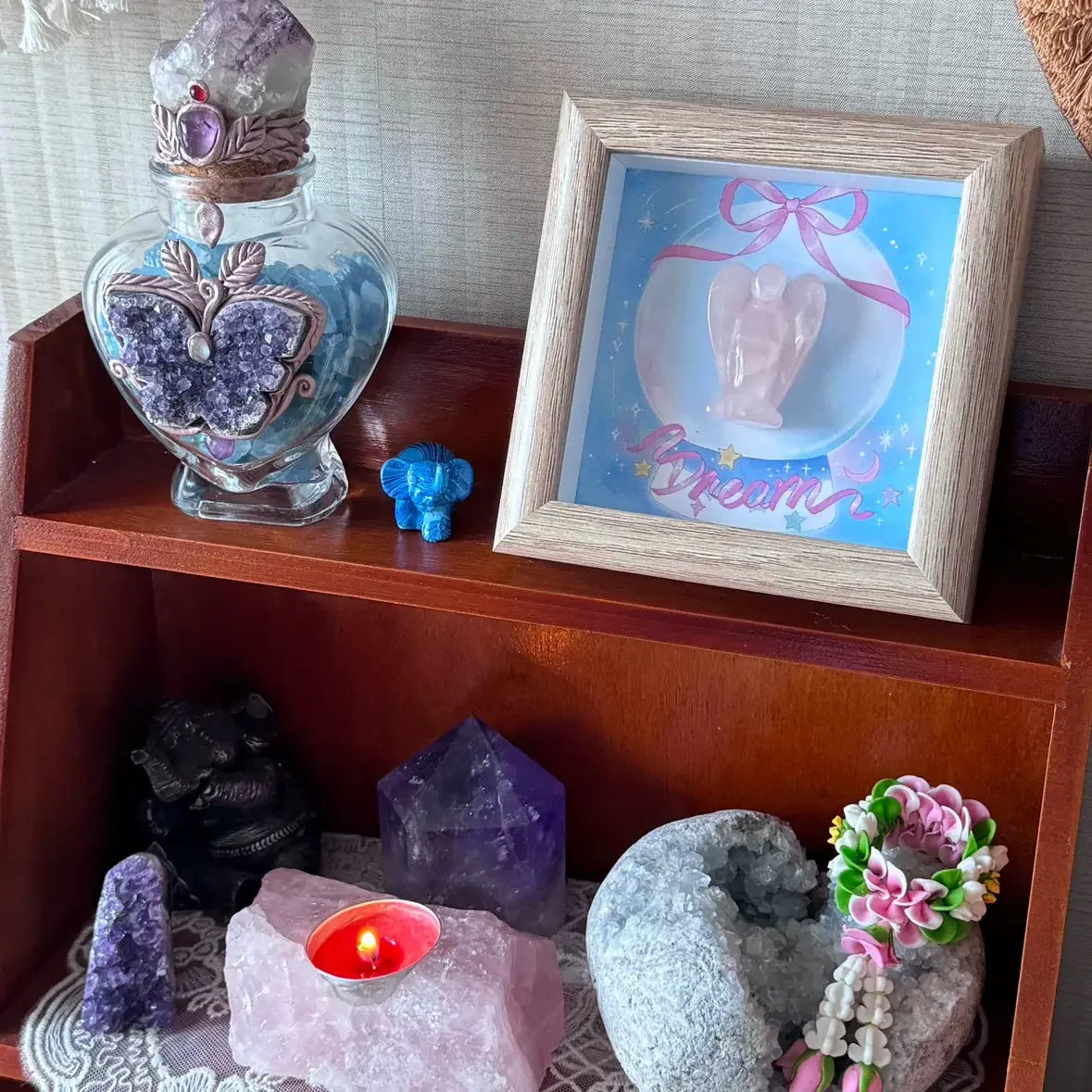 Natural crystal guardian angel framed tabletop display 12x12 cm wooden frame
