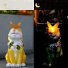 Statue de jardin lapin avec lumi&egrave;re solaire papillon