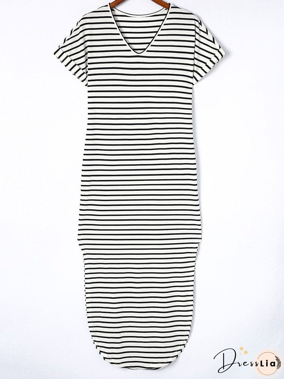 Chic Black V-Neck Striped Maxi Dress with Side Slits
