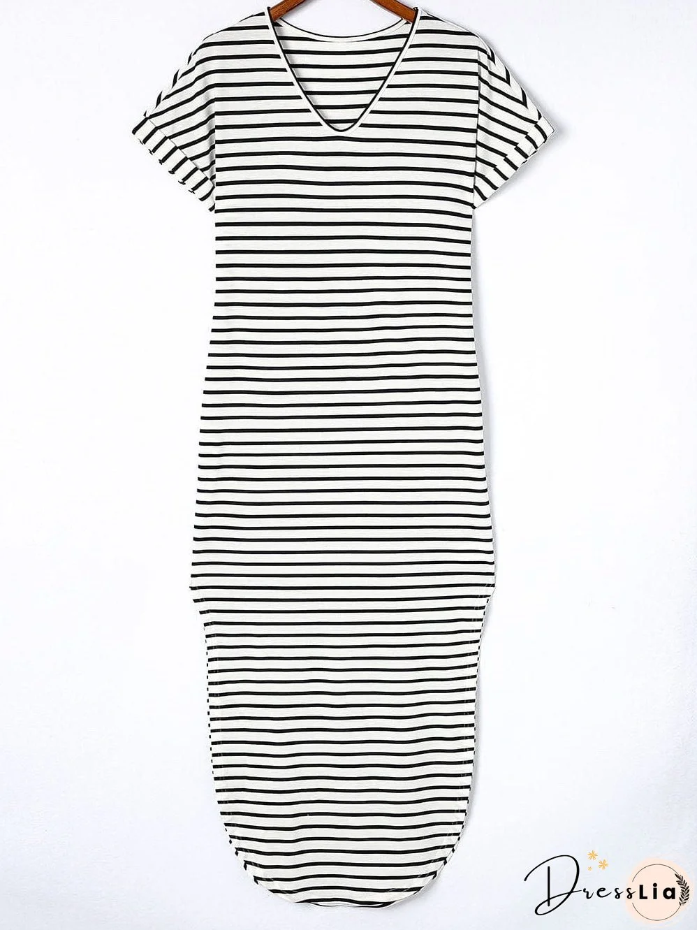 Chic Black V-Neck Striped Maxi Dress with Side Slits