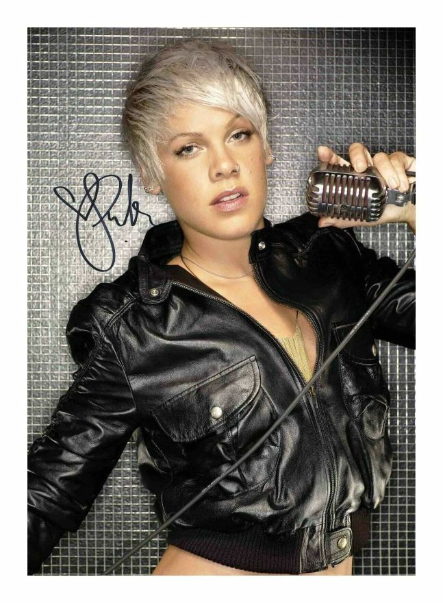 P!NK PINK AUTOGRAPH SIGNED PP Photo Poster painting POSTER