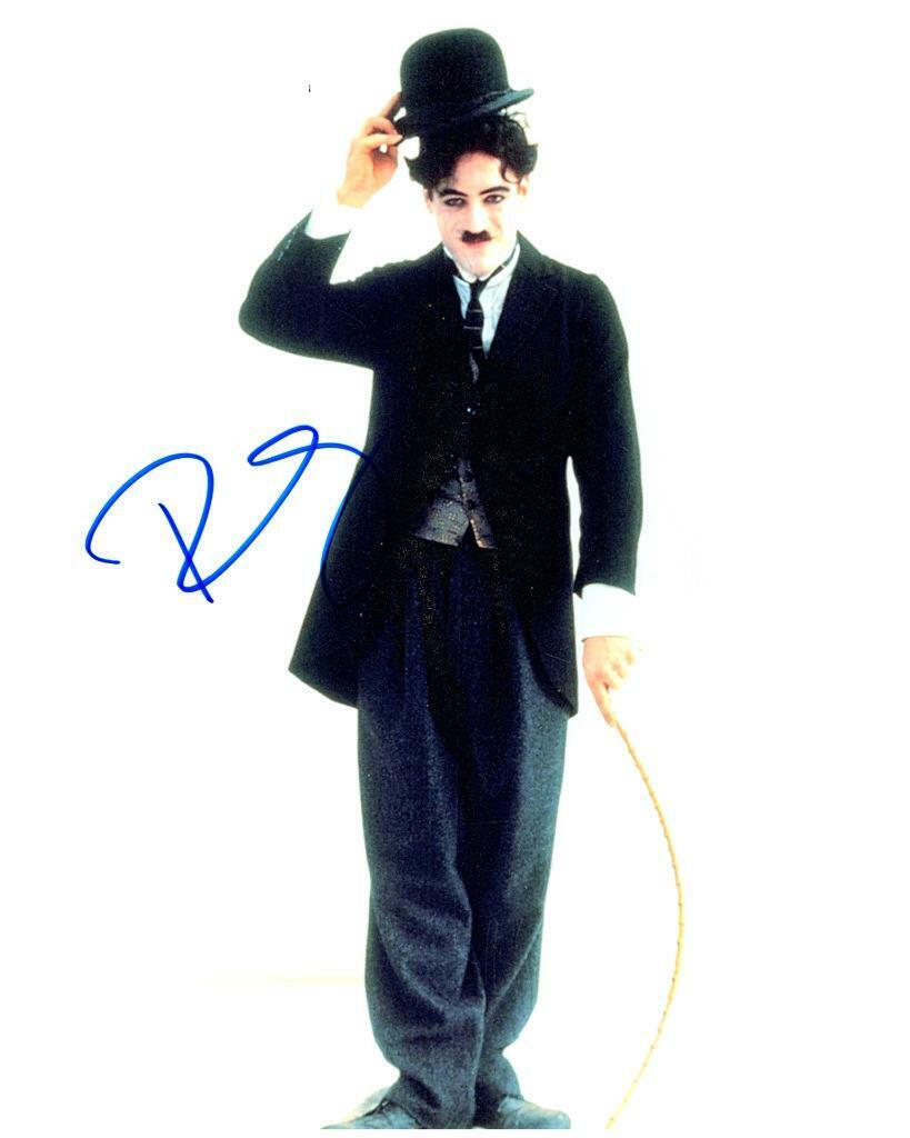 Robert Downey Jr signed 8x10 Photo Poster painting autographed Picture Pic and COA