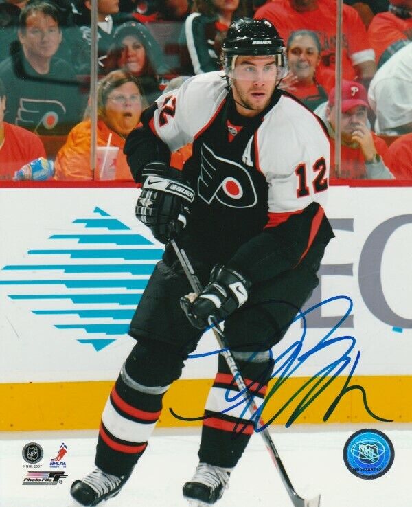 SIMON GAGNE SIGNED PHILADELPHIA FLYERS 8x10 Photo Poster painting #2 Autograph