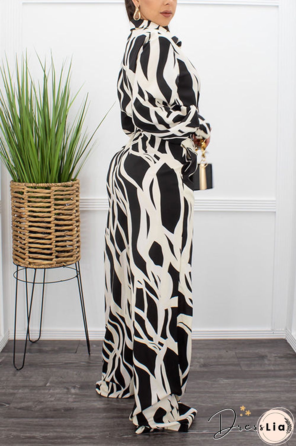 Turndown Collar Lace-Up Digital Print Jumpsuit