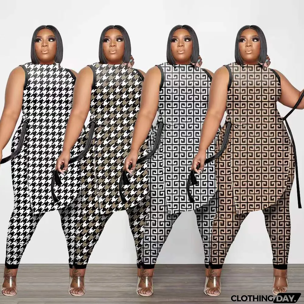 Plus Size Printed Split Sleeveless Top And Pants Set