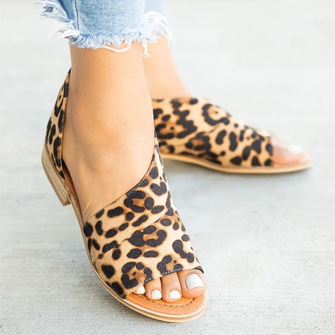 Women Peep Toe Side-cut Style Stacked Heel Flat Sandals