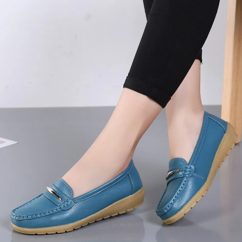 2021 New Genuine Leather Shoes Woman Slip On Women Flats Moccasins Women's Loafers Spring Autumn Mother Shoe Big Size 35-44