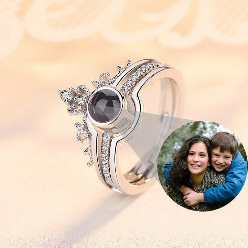  Personalized Heart Photo Necklace