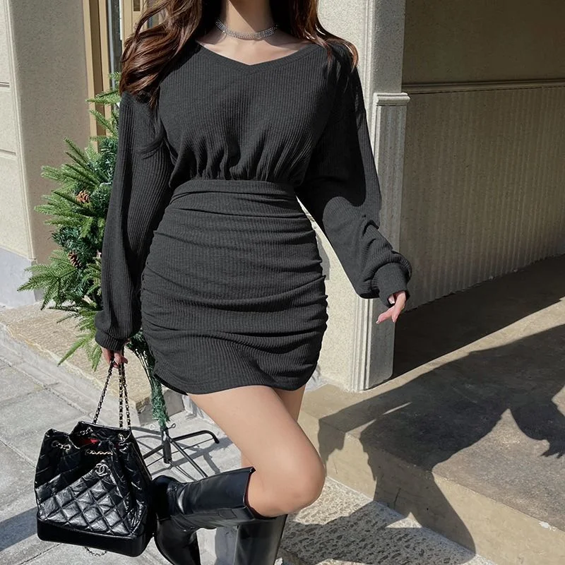 Long Sleeve V-Neck Knitted Bodycon Mini Dress YP618