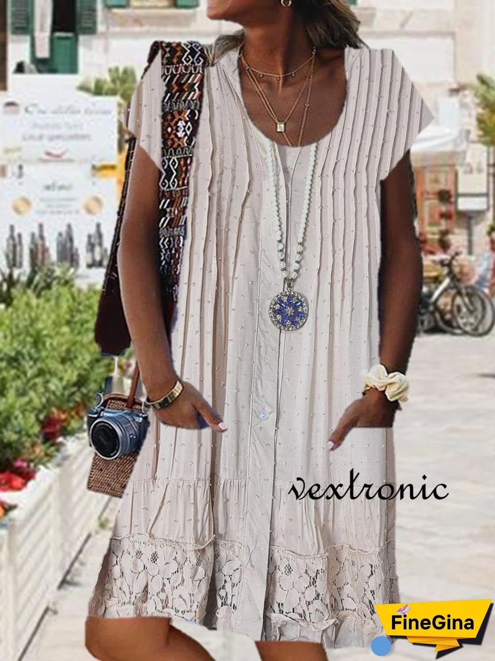 Women's Short Sleeve Scoop Neck Graphic Midi Dress