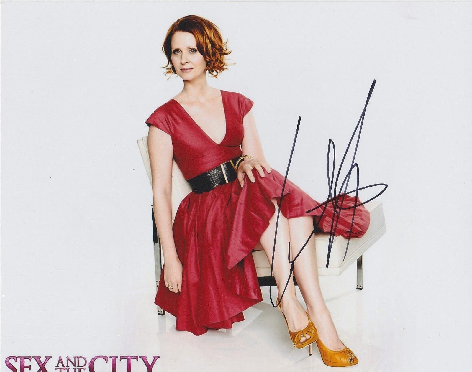 Cynthia Nixon Signed Sex And The City 10x8 Photo Poster painting AFTAL