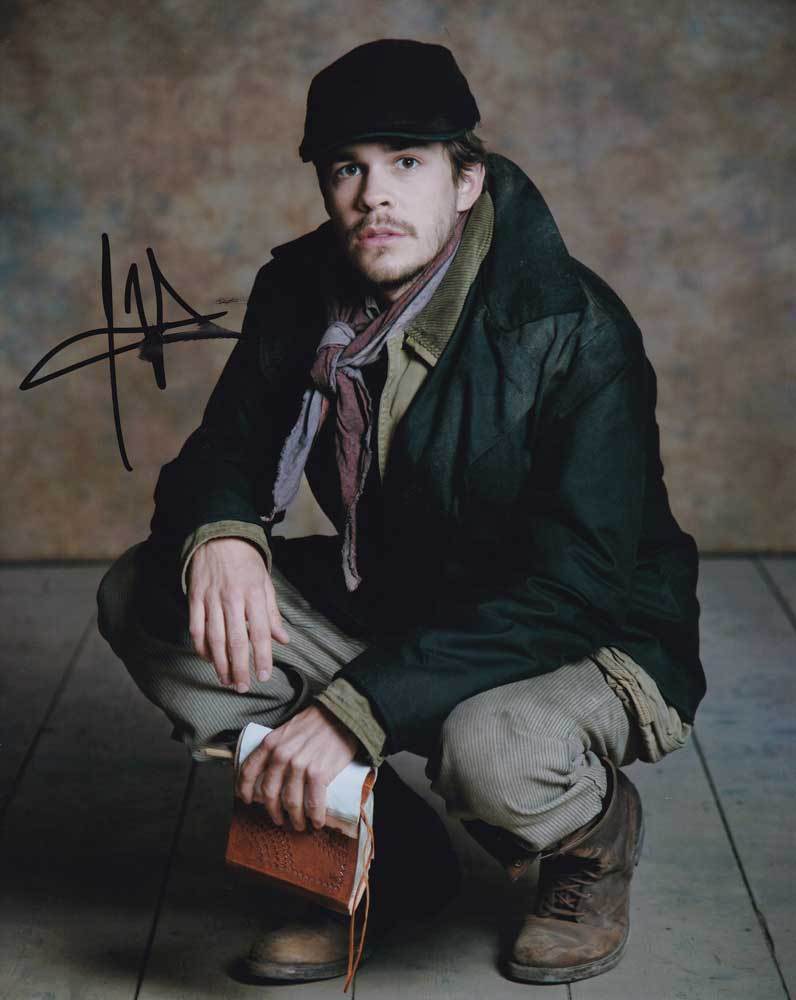 Johnny Simmons In-Person AUTHENTIC Autographed Photo Poster painting SHA #74888