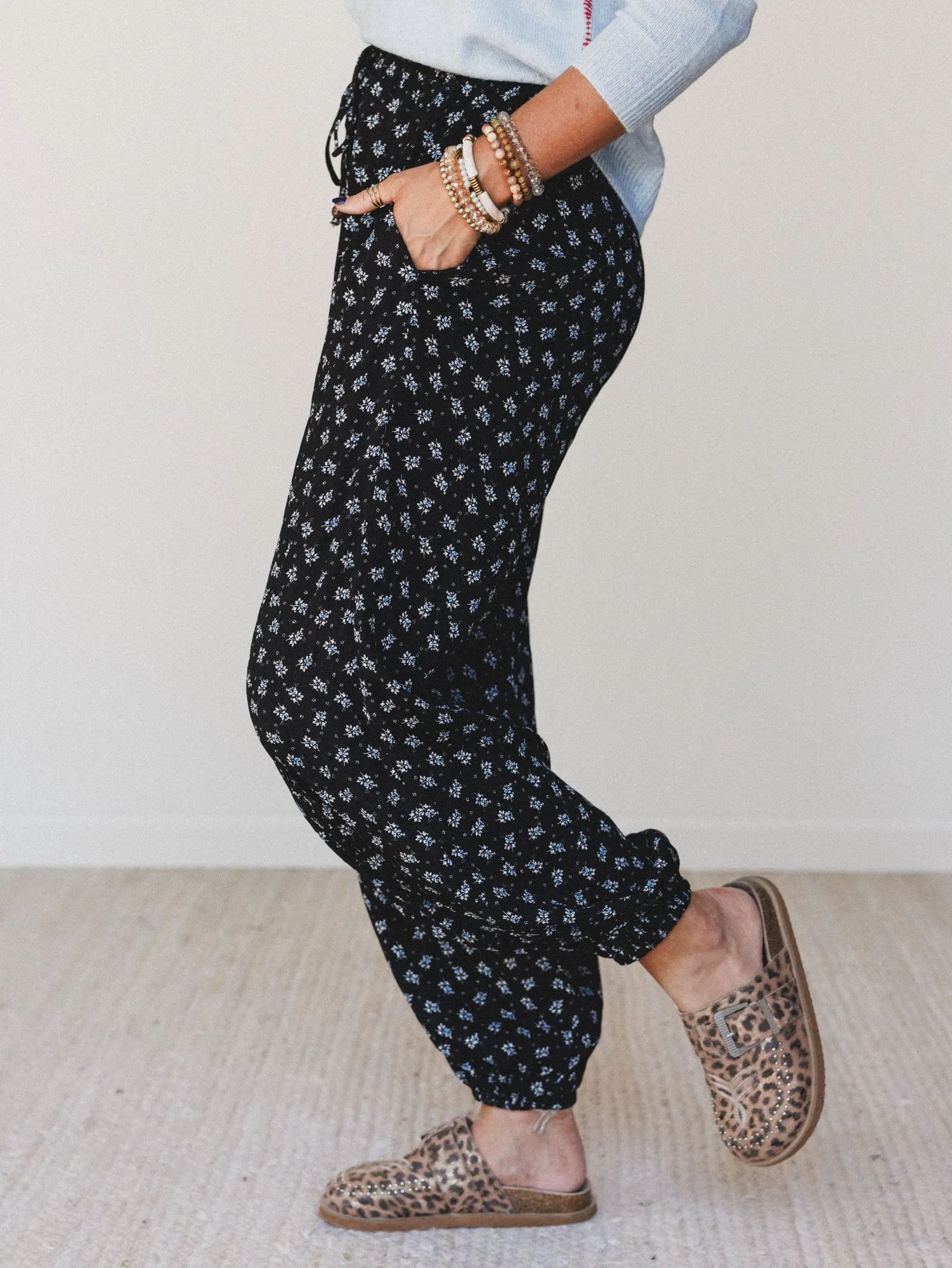 The Nest Emberlyn Wide Leg Cinched Pants - Black