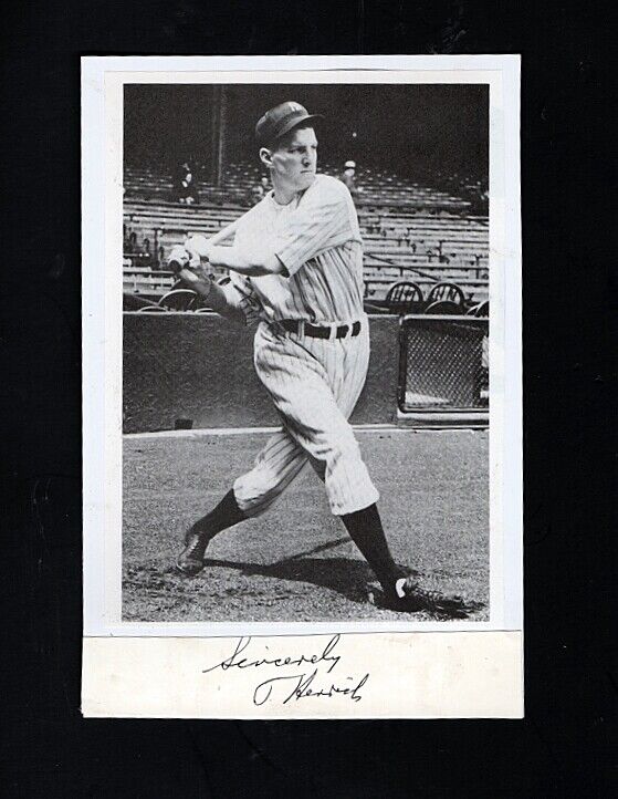 1938 TOMMY HENRICH-NY YANKEES AUTOGRAPHED CUT W/Photo Poster painting-(.d.2009)