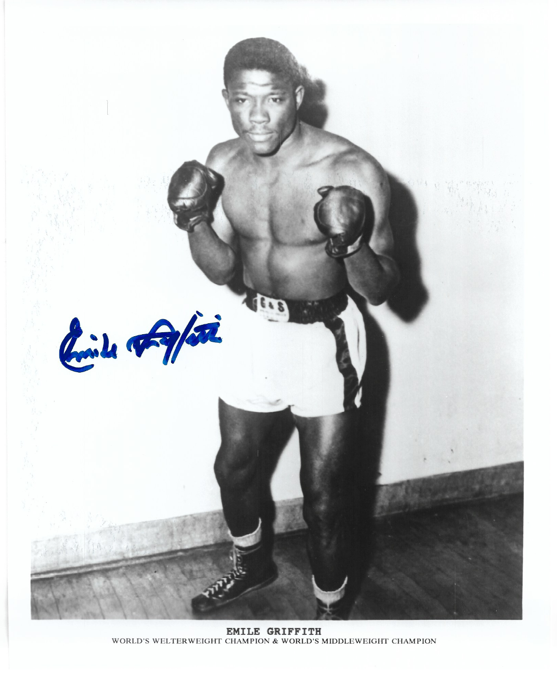 ~ Bisexual Killer ~Boxer~ Emile Griffith ~ Signed 8x10 Boxing Photo Poster painting SOP Hologram