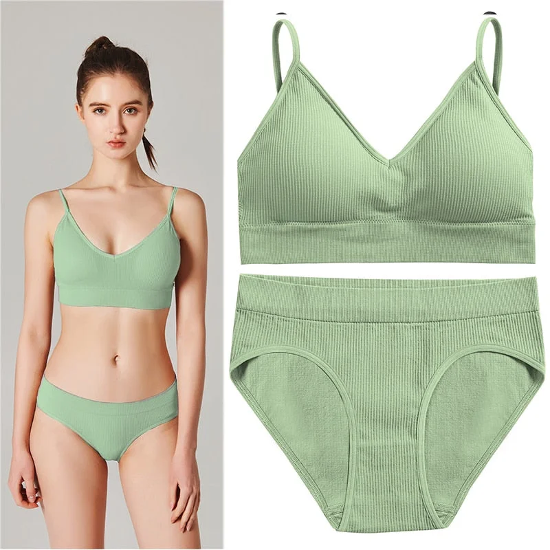 Fashion Seamless Bra Set Women Panties + Wireless Bras Underwear Set Basic Crop Tops Camisole Tank Briefs Intimate Lingerie Suit