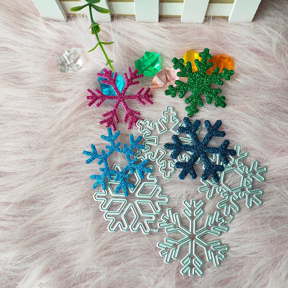 New Christmas snowflakes Metal Cutting Dies Decorative DIY Scrapbooking Steel Craft Die Cut Embossing Paper Cards Stencils