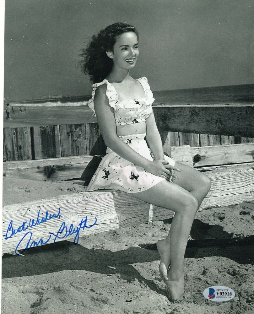 Ann Blyth Signed Mildred Place Movie 8x10 Photo Poster painting w/Beckett Y03918