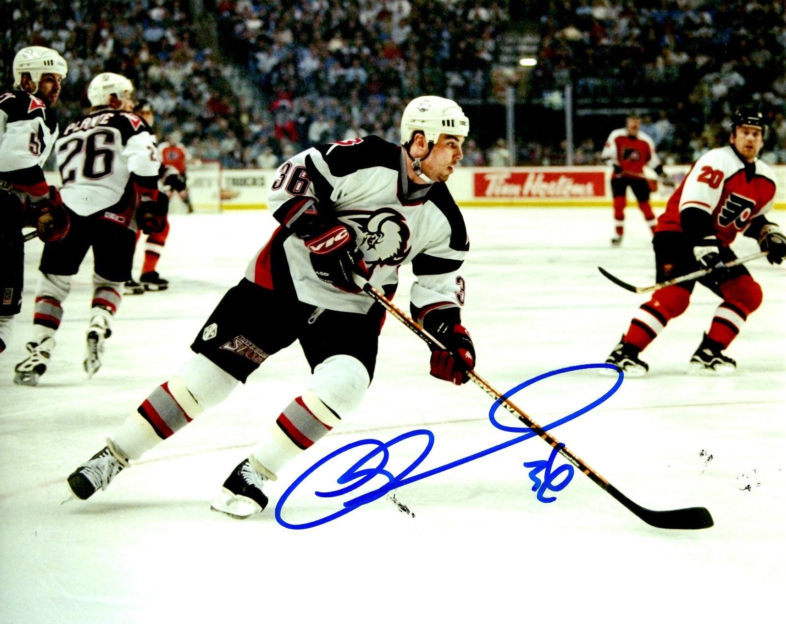 Signed 8x10 MATTHEW BARNABY Buffalo Sabres Autographed Photo Poster painting - COA