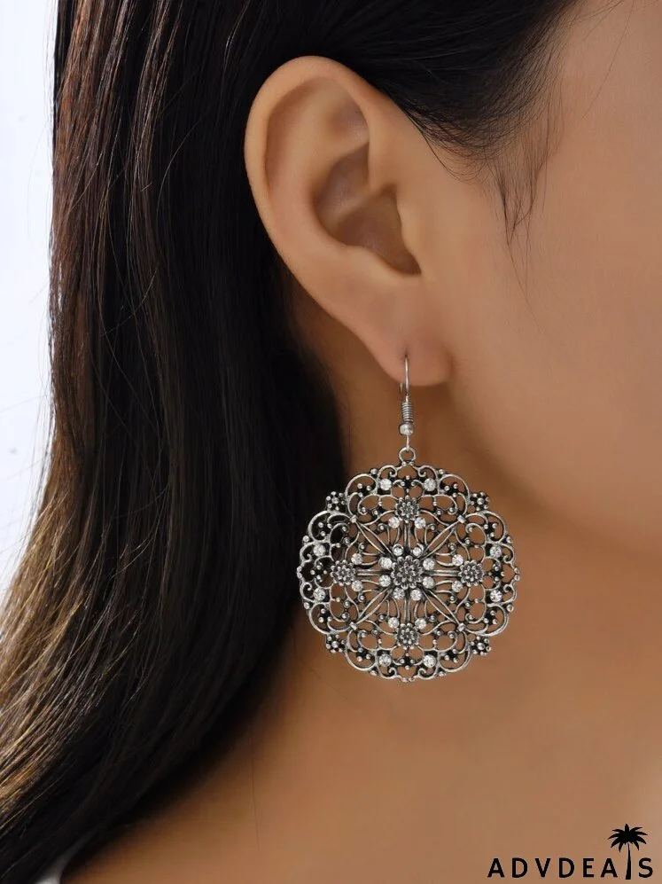 Rhinestone Decor Hollow Out Drop Earrings