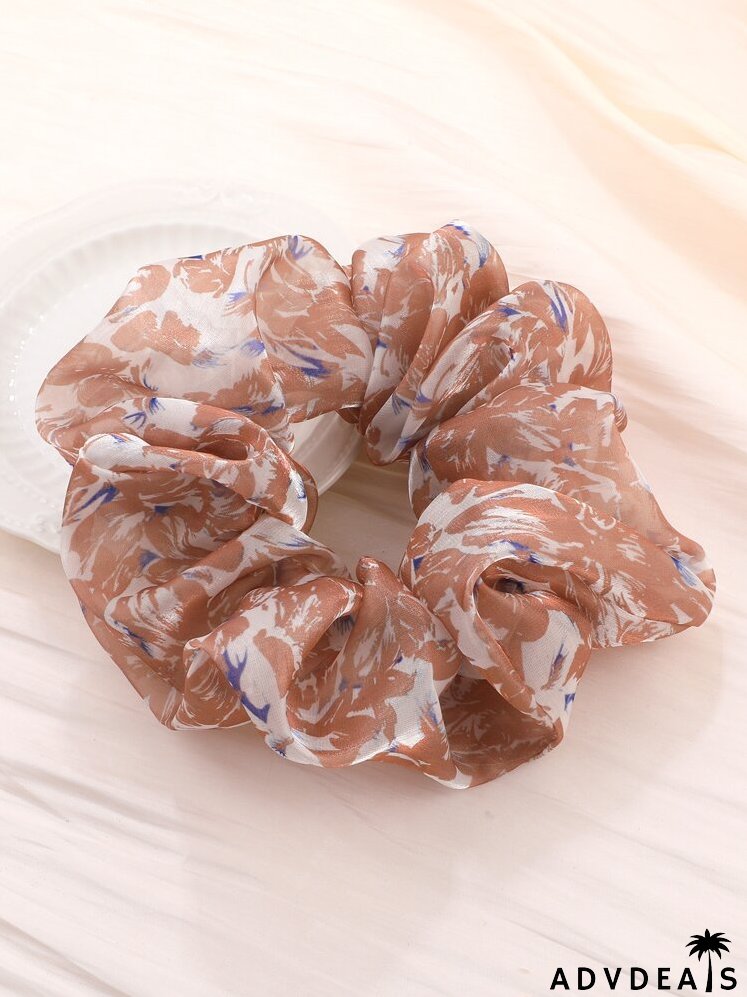 Graphic Print Scrunchie