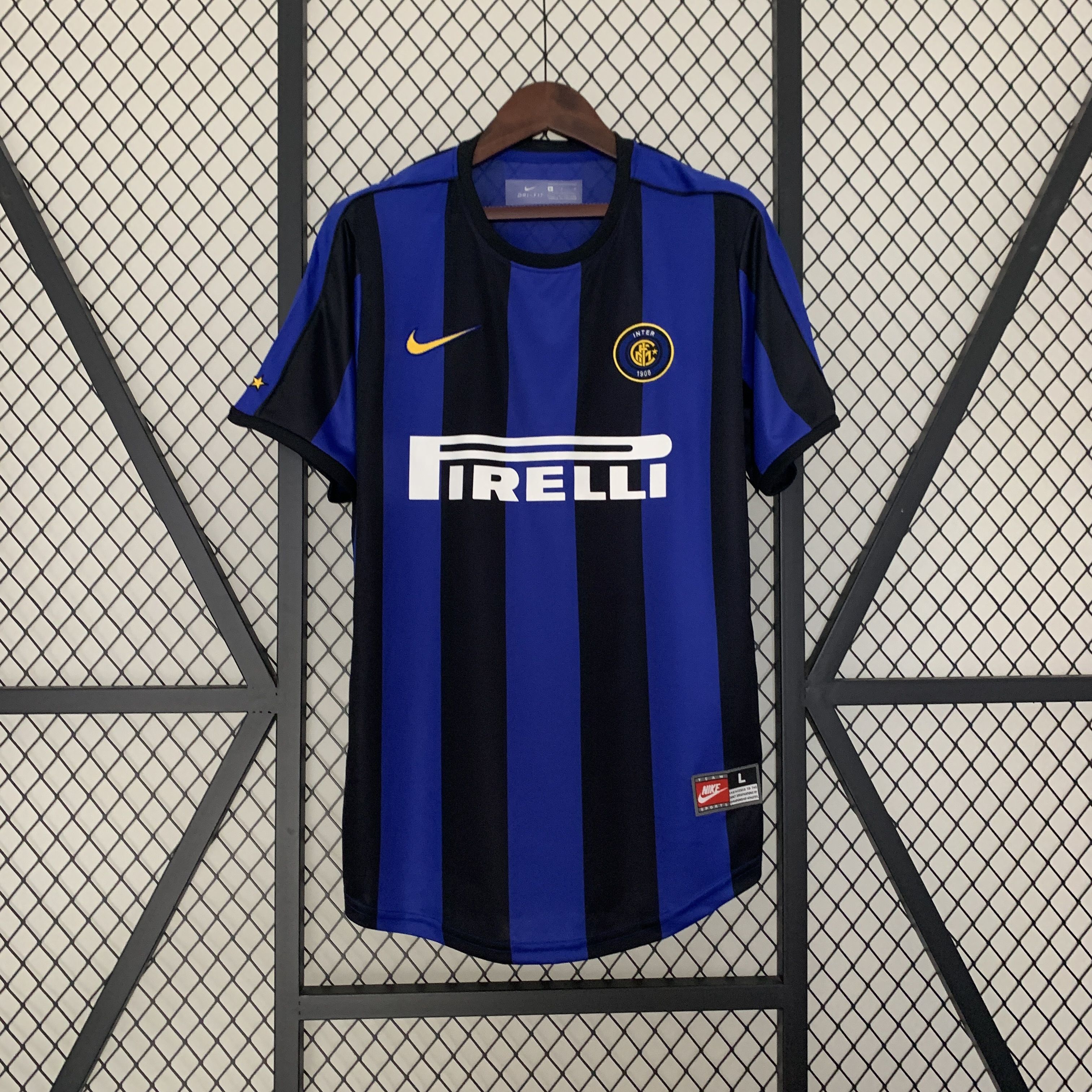 Retro Inter Milan 1999-00 Home Stadium Jersey