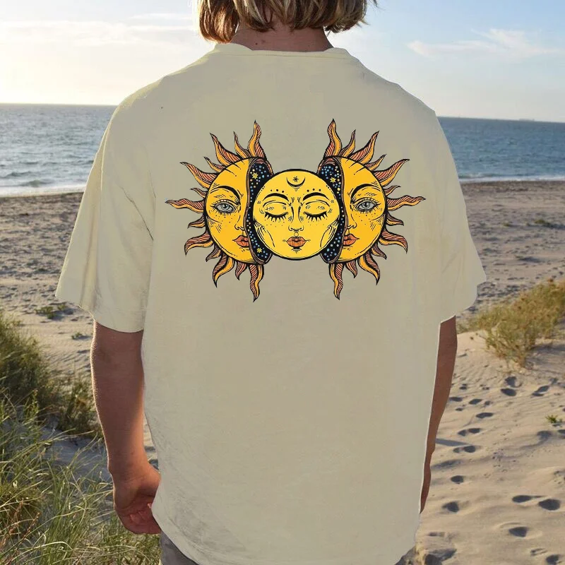 Men Fashion Abstract Hippie Sun Print T-shirt、、URBENIE