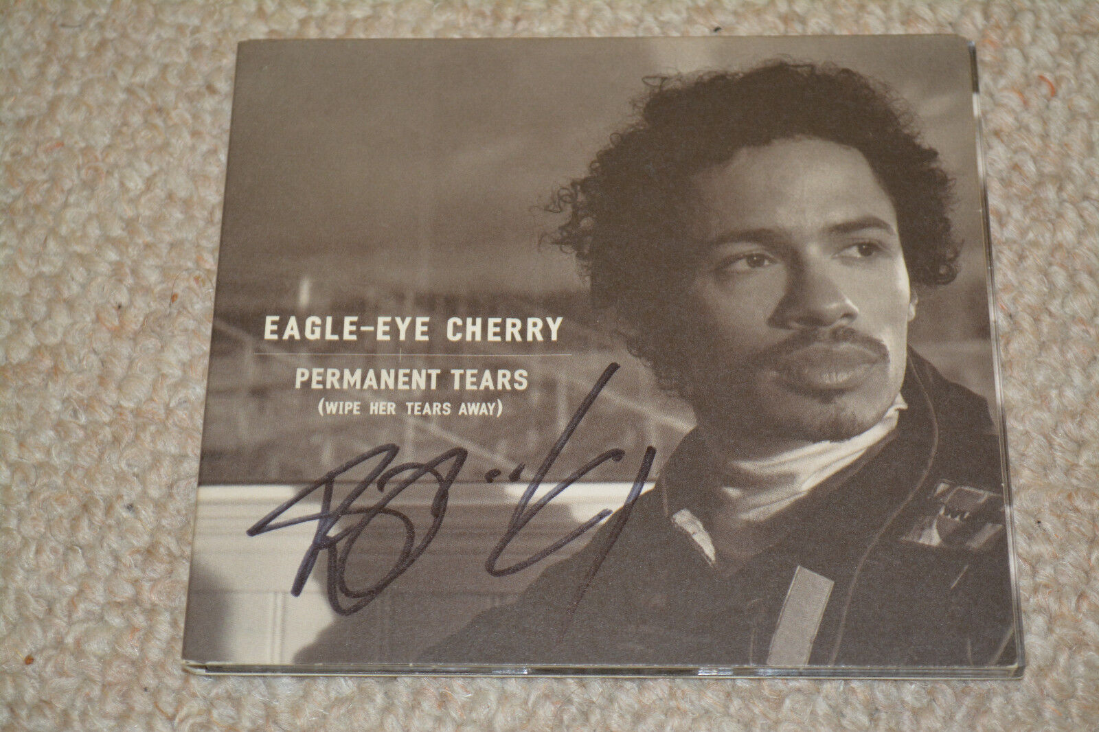 EAGLE-EYE CHERRY signed autograph In Person CD Permanent Tears