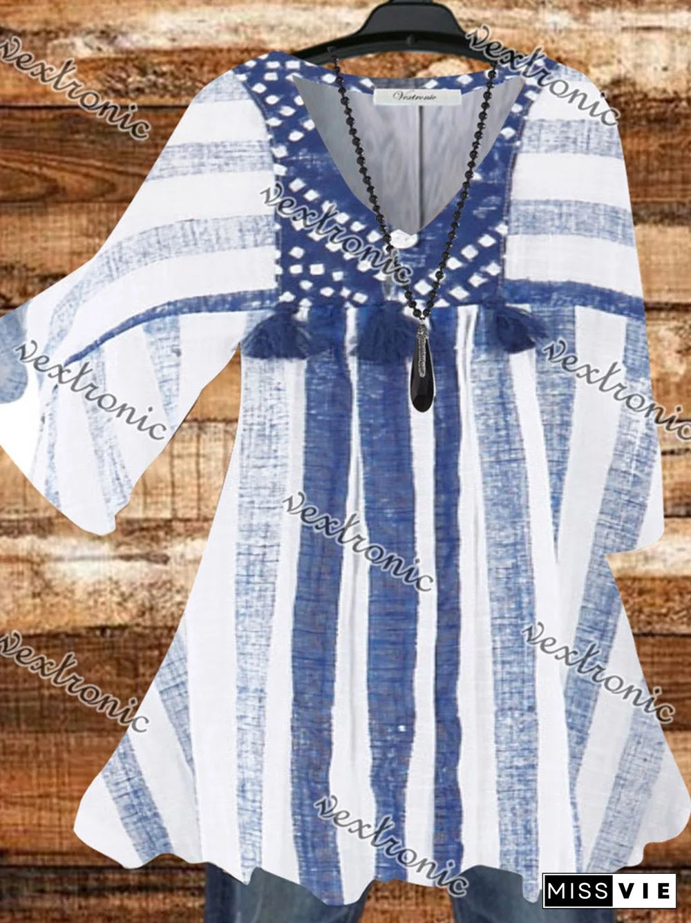 Women Casual Half Sleeve V-neck Striped Printed Top