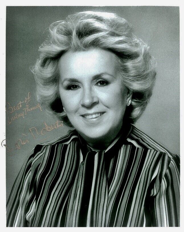 DORIS ROBERTS Signed Photo Poster painting