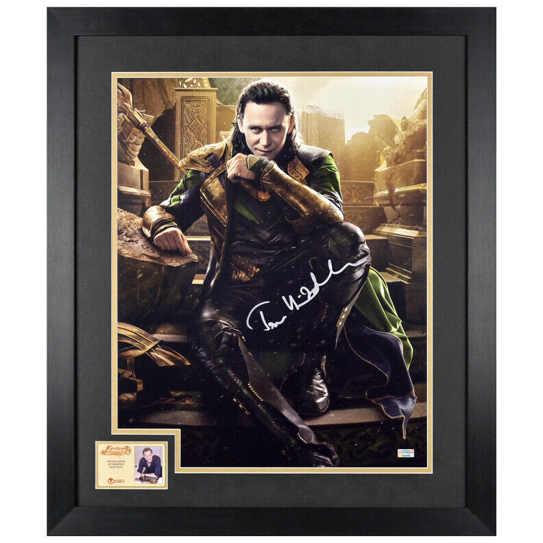 Tom Hiddleston Autographed Thor Loki Master of Mischief 16x20 Framed Photo Poster painting